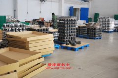 程力威CLW5310GLYC瀝青運輸車用的一汽CA6DE2-22發(fā)動機(jī)的保養(yǎng)及配件