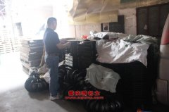 東方紅LT5161XXYBM箱式運(yùn)輸車用的大連柴油機(jī)CA6DE2-18發(fā)動機(jī)的配件及保養(yǎng)