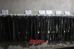東風(fēng)EQ5310CCQLZ3G倉(cāng)柵運(yùn)輸車用的玉柴YC6A260-30發(fā)動(dòng)機(jī)的配件及大修