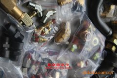 重特QYZ3313TMG306自卸車用的濰柴WD615.50發(fā)動機的配件及維修