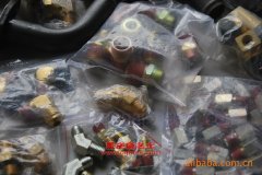 飛碟FD6850客車用的康明斯EQB210-20發(fā)動機(jī)的保養(yǎng)及配件