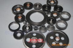 春洲JNQ6100DK1客車用的玉柴YC6G240-30發(fā)動機(jī)的配件及大修